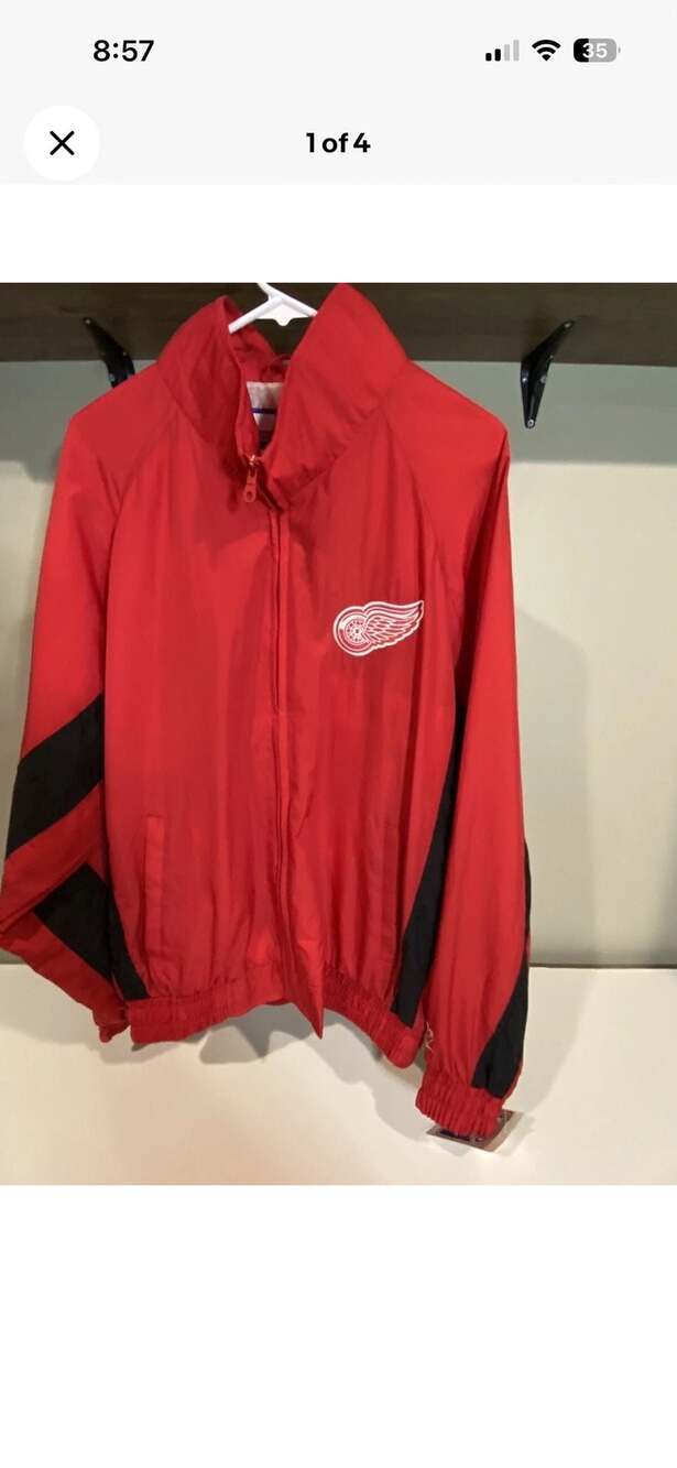 Vintage 90s Logo 7 Detroit Red Wings NHL Full Zip Windbreaker Jacket
